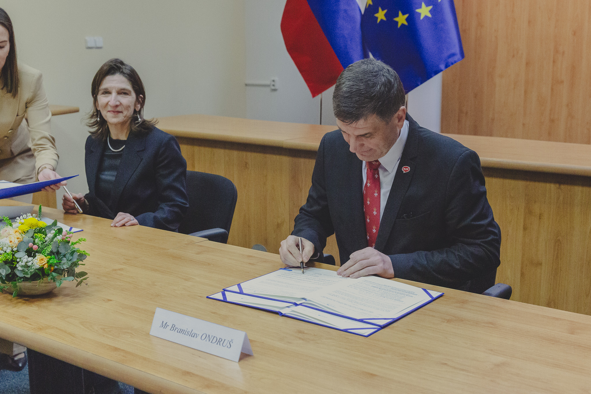 o st branislav ondrus podpis spoluprace mpsvr unicef | WebJET CMS