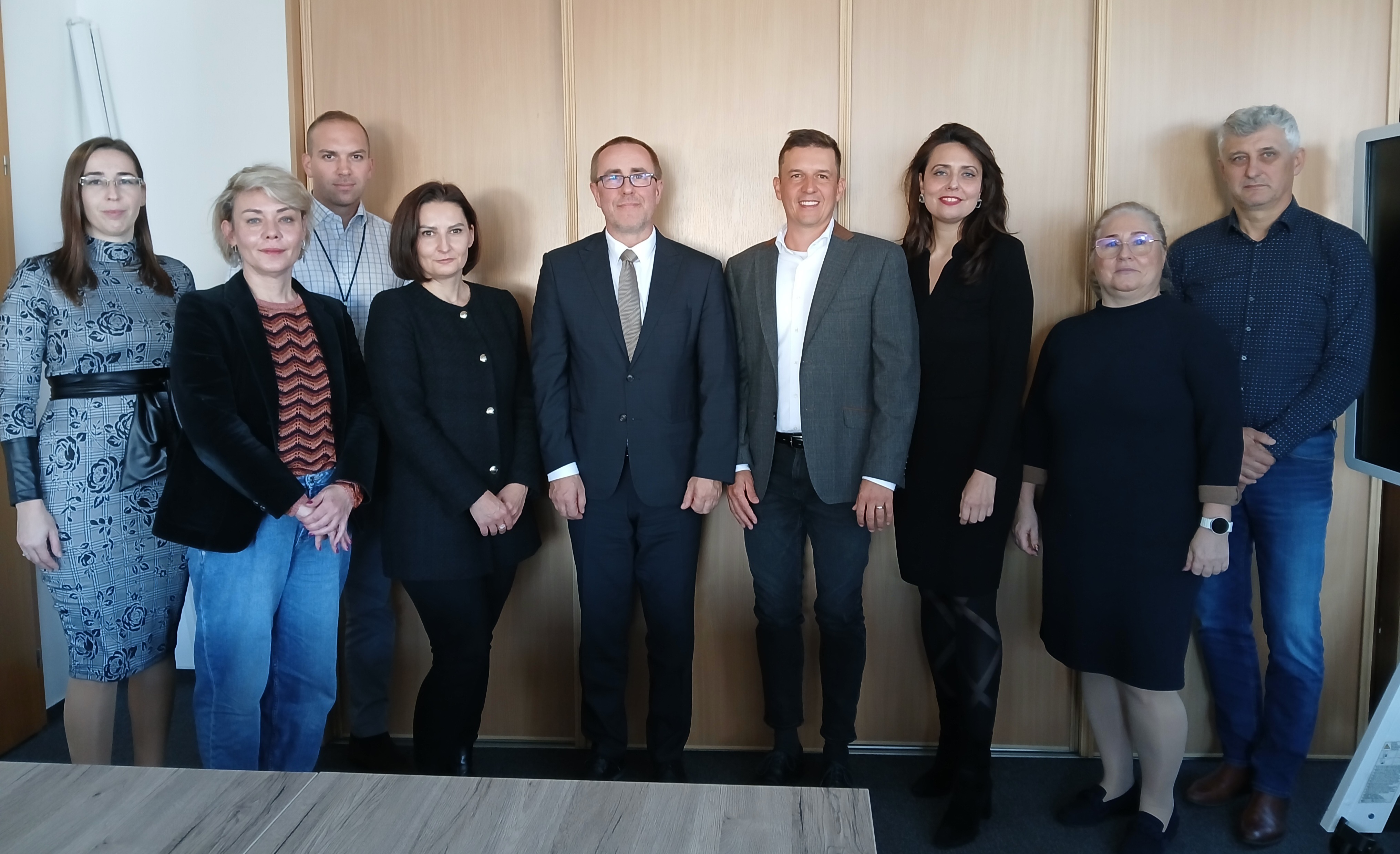 foto st | WebJET CMS Zástupcovia ISV so štátnym tajomníkom MPSVR.